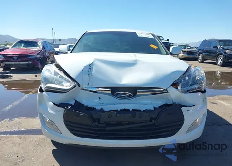 2014 Hyundai Veloster Re:flex W/Black из США, поврежденный, VIN KMHTC6AD4EU213537